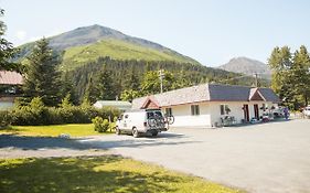 Trailhead Lodging